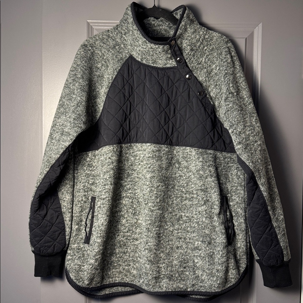 Abercrombie & Fitch Gray Quilted Fleece Pullover